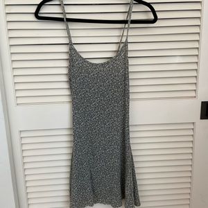 Brandy Melville floral dress